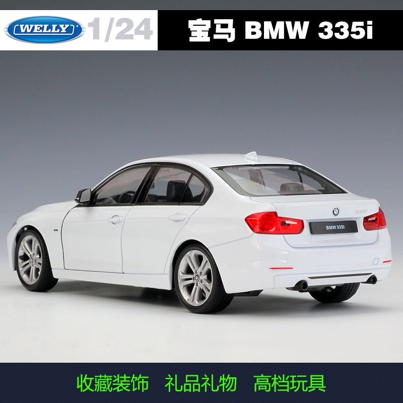 WELLY 1:24 BMW 3 Series 335i alloy car model Collection gift Application Scenario