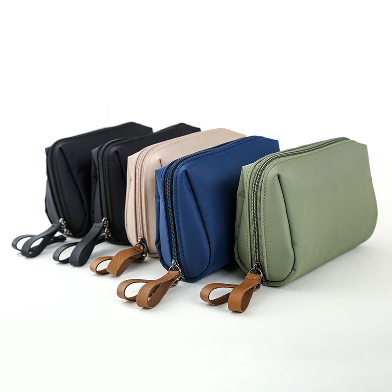 Diniwell Nylon Will Hand In Hand With The Mouth Red Envelope Coin Wallet Three-Dimensional Small Makeup Bag Travel Makeup Storage Bag details Picture