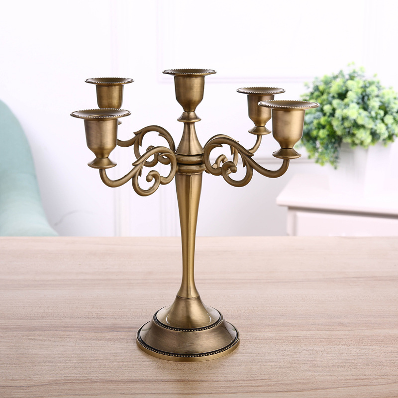 Decoration Candlestick European Vintage Wedding Hotel Decoration Supplies Three Head Gold Candlestick Direct Candlestick details Picture