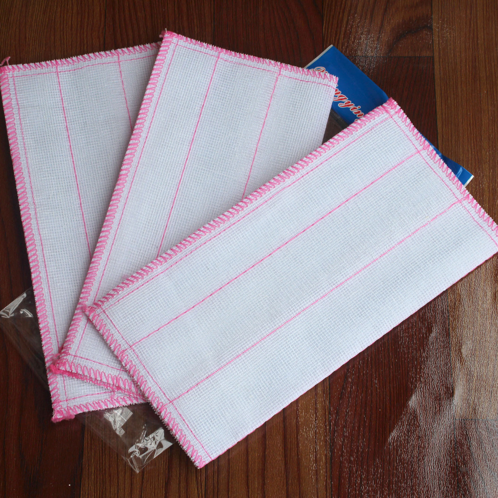 Encrypted three-piece microfiber dishcloth, kitchen cotton yarn cleaning cloth, Yiwu daily necessities wholesale scouring pad details Picture