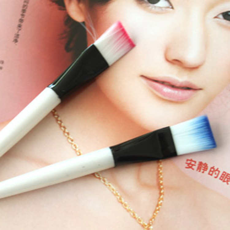 Wholesale Spot Mask Brush Beauty Makeup Tools White Pole Soft Hair Makeup Brush Crystal Mask Brush 9887 details Picture
