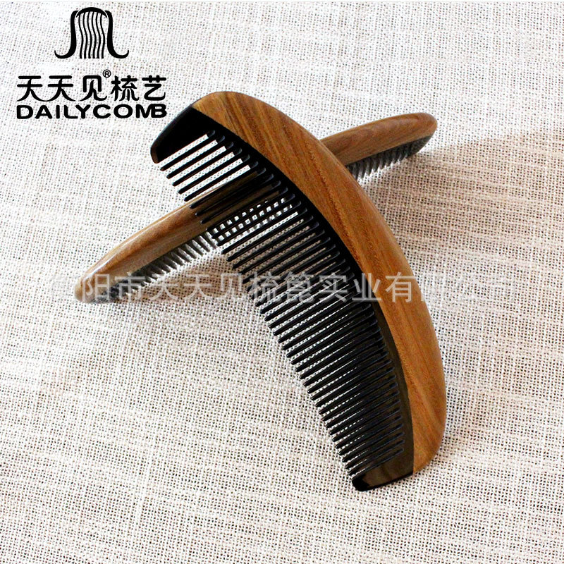 Every Day See Manufacturers Wholesale Beauty Tools Green Sandalwood Comb Jade Sandalwood Horn Comb Splicing Can Be Engraved Logo Item Picture