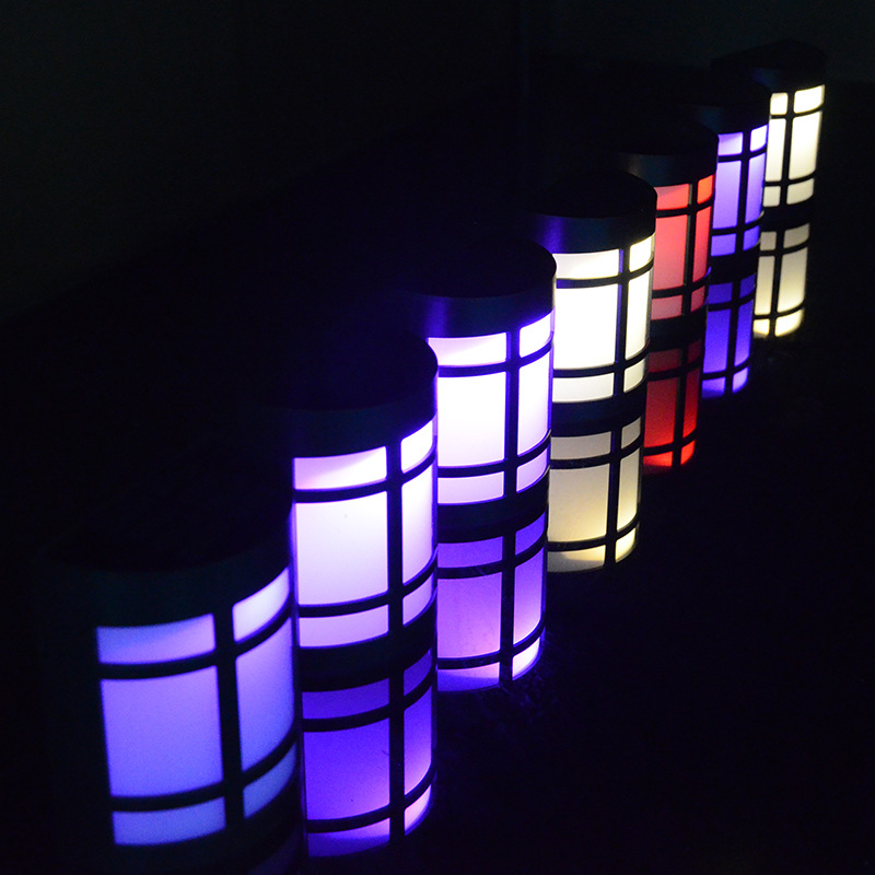 Cross-border bestsellers: Solar window lattice lights, LED courtyard step lights, retro wall lamps, waterproof fence and fence decorative lights Application Scenario