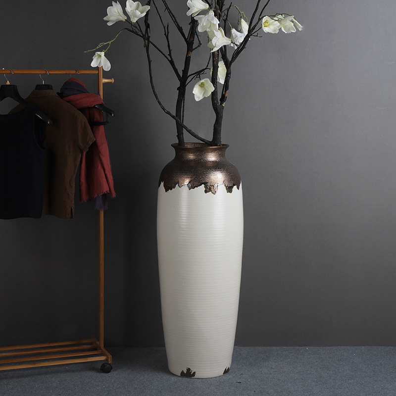 chinagoods Modern and simple Chinese ceramic floor-standing large vase, hotel ceramic large vase, living room window display, club hotel flower arrangement earthenware jar Specification image