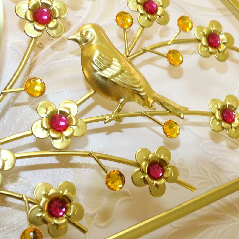 A Red Creative Pendulum Clock Retro Iron Wall Clock Fashion Clock Living Room Decorative Clock Quartz Clock Manufacturers Wholesale Specification drawing