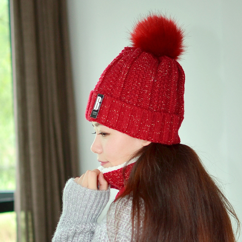 sharing with inspiration: making woolen hats the finishing touch of winter wear