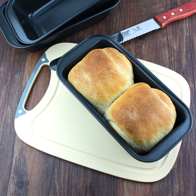 Cake Mold Rectangular Carbon Steel Without Lid Non-Stick Toast Plate Bread Mold Toast Box Bread Pan Wholesale Application Scenario