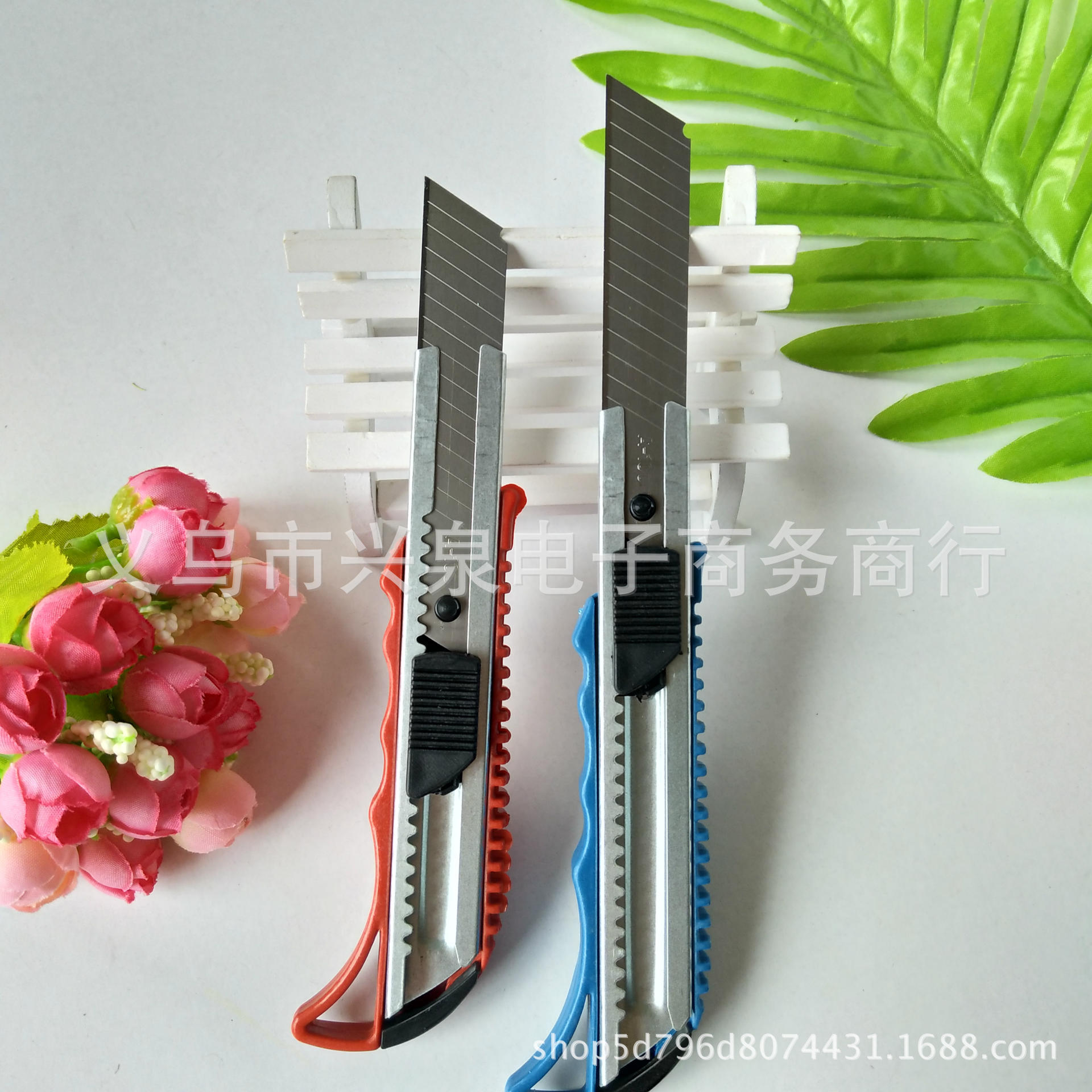 美工刀/雕刻笔刀/美工刀片/壁纸刀具/美工笔刀细节图