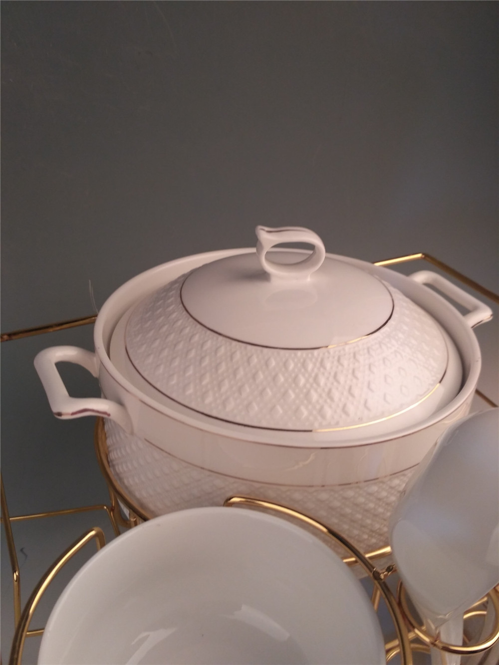 北欧风/跨境热采/陶瓷碗碟/餐具批发/盘子组合/家用斗笠/汤碗/饭碗/勺子产品图