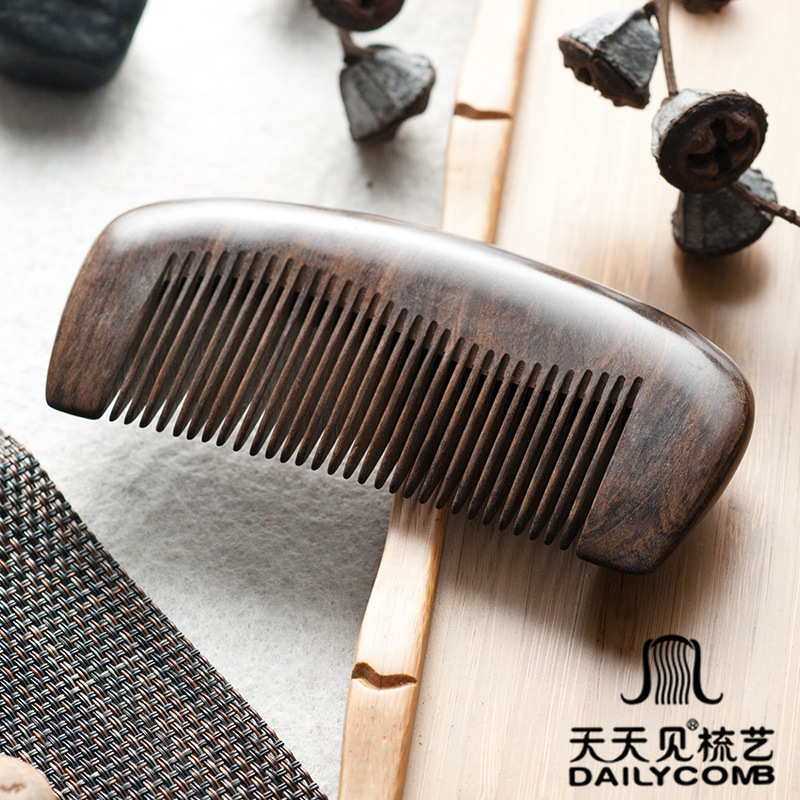 天天见厂家直销 沉贵宝木梳 天然加厚整木梳子细齿图案Logo