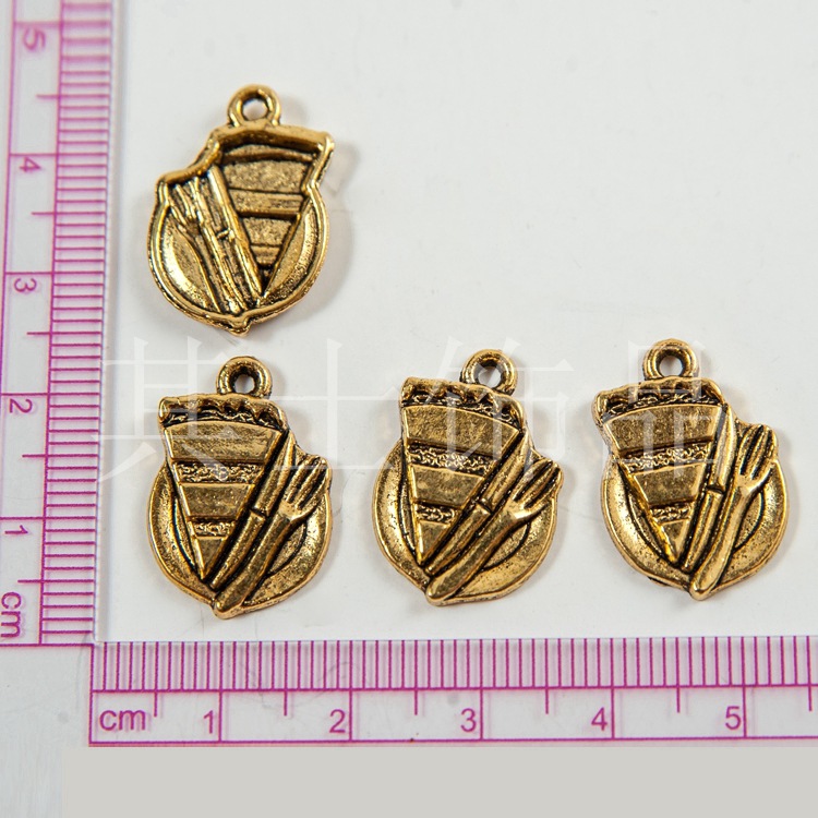 Clothing Bags Alloy Jewelry Accessories To Make Old Retro Metal Clothing Pendants Table Food Diy Accessories Materials details Picture