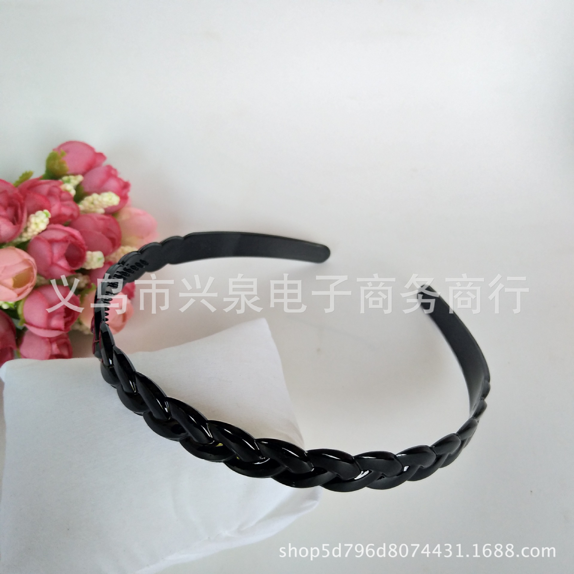 【 Zone 1-9 】【 Small braid Hair Clips 】20 per pack per box, 2000 black hair bands, braided hair bands, adult hair clips, plastic headbands, 1 or 2 yuan, street stall supply