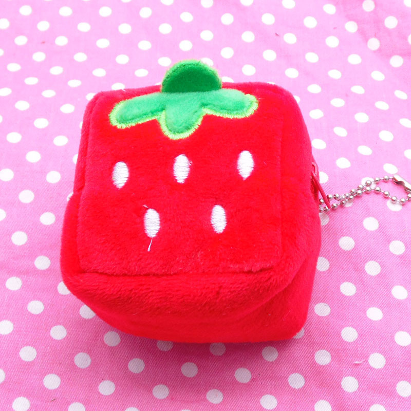Three-dimensional square creative plush headphone case with beaded chain, coin purse, coin case, children's prizes and gifts Item Picture
