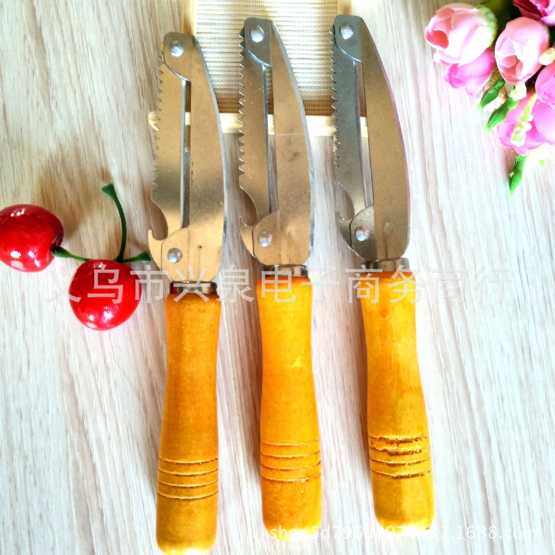 【 Zone 2-10 】 Wood fruit knife 2000 yuan per box, three-purpose peeler, multi-functional wood handle peeler, peeler, potato peeler Specification image
