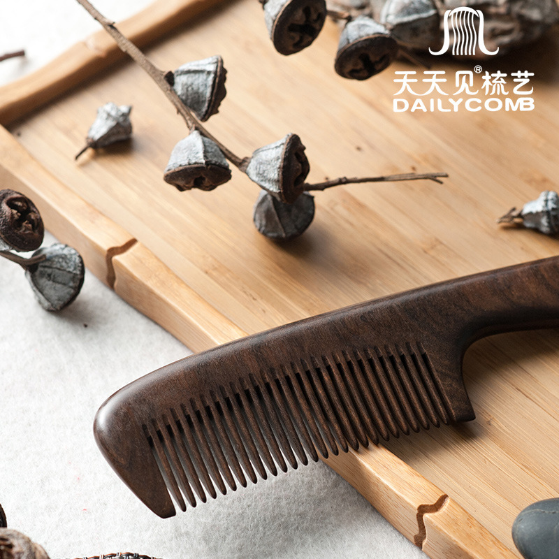 天天见/沉贵宝木梳天/源头工厂梳子细节图