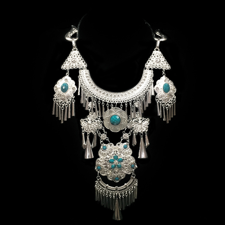 兰蝶民族风宝石吊坠 古风璎珞大项圈 苗族苗银项链挂件演出配饰细节图