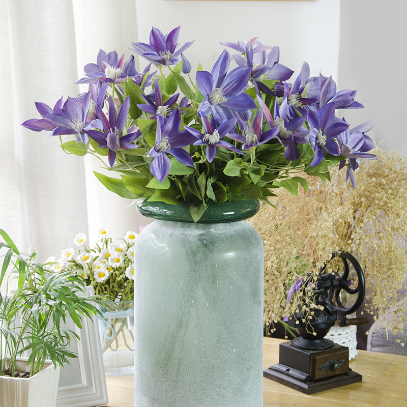 Origin Goods European-Style Simulation Bouquet Wholesale Trifork Lotus Home Decoration Fake Flowers Wedding Flowers Application Scenario
