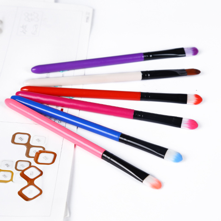 Factory wholesale makeup eyeshadow brush, plastic candy color, long-handled brush, outer corner of the eye, inner corner of the eye, eye socket, diffusion, smoke, 6025