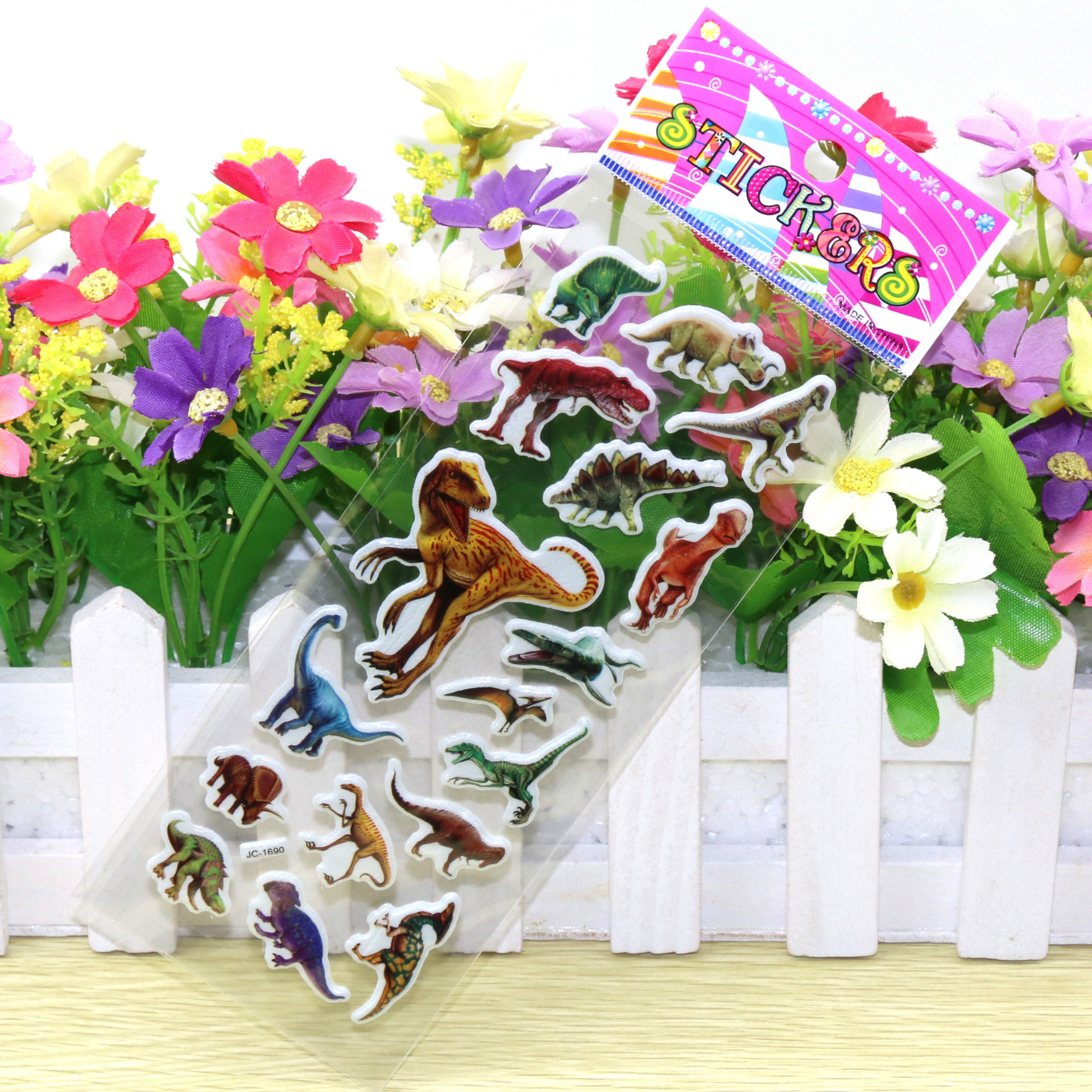 Factory direct sales of early education animation stickers, dinosaur educational children's cartoon stickers, children's reward stickers, bubble stickers Specification image