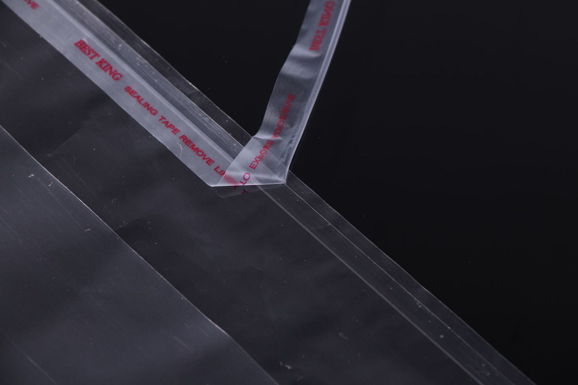 Opp Bags Self-Adhesive Bags 5 Wire Plastic Bags 50*60 Transparent Bags Application Scenario
