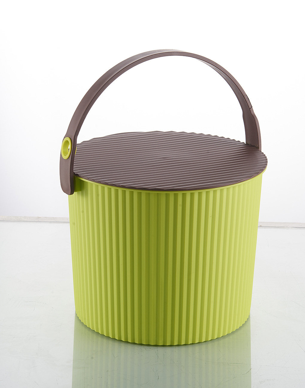 Round Bucket 6669 Medium 8L Bucket 20/ Box 22X 26X21cm Car Bucket