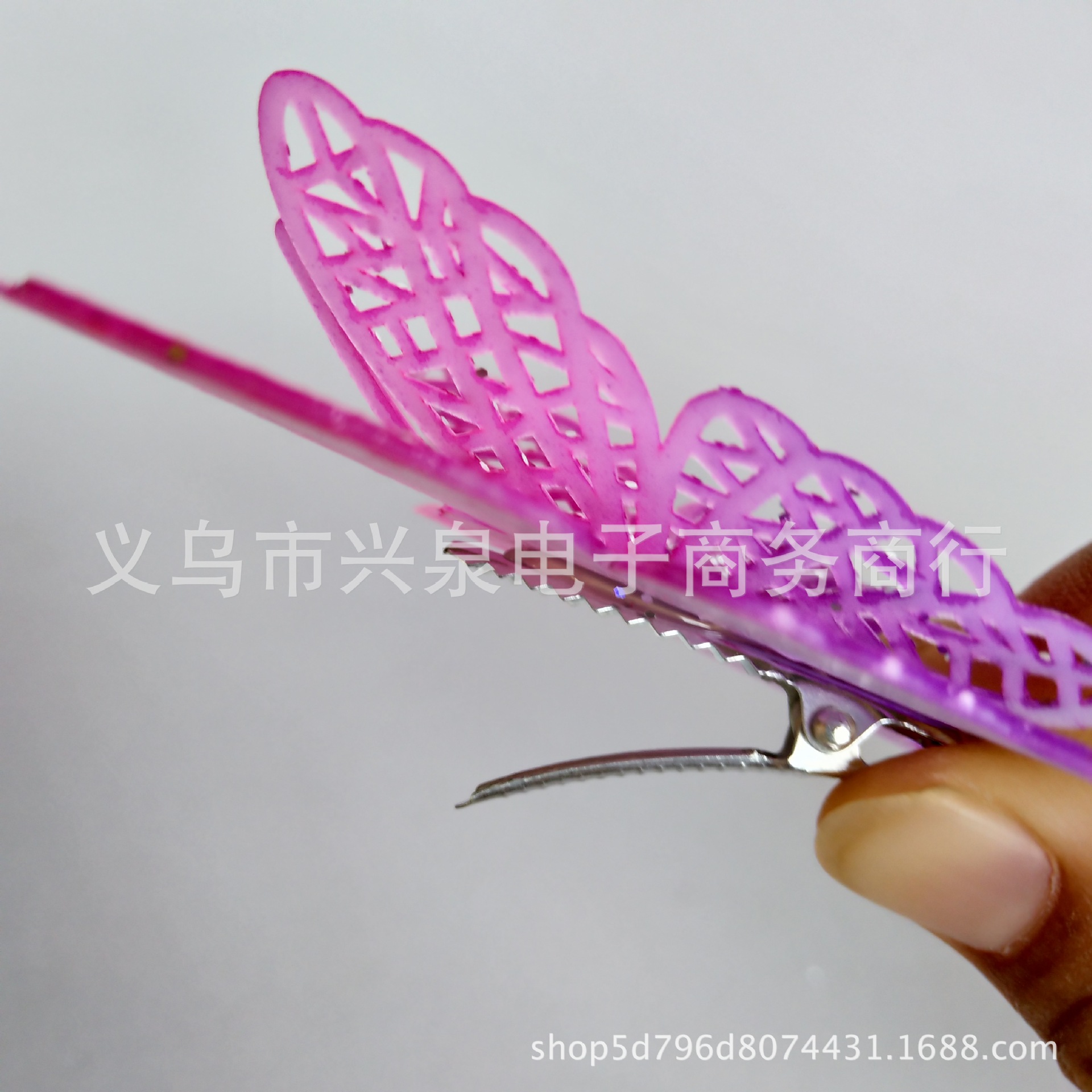 【 Zone 1-7 】 100 butterfly clamps per box, 6,400 yuan per box. Butterfly hair clips, cute headwear, simulated butterfly edge clamps, gold and bright pink butterfly clamps, 1 yuan supply Item Picture