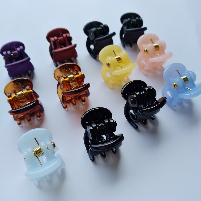 Women's Black Plastic Small Grab Clip Korean Headdress Hair Grab Clip Bangs Clip Hairpin Small Gift Wholesale details Picture