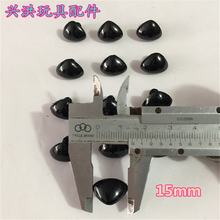 Plush Toy Eye Accessories Plastic Nose Accessories 12 X 15 Thread Triangle Nose Black Nose Application Scenario