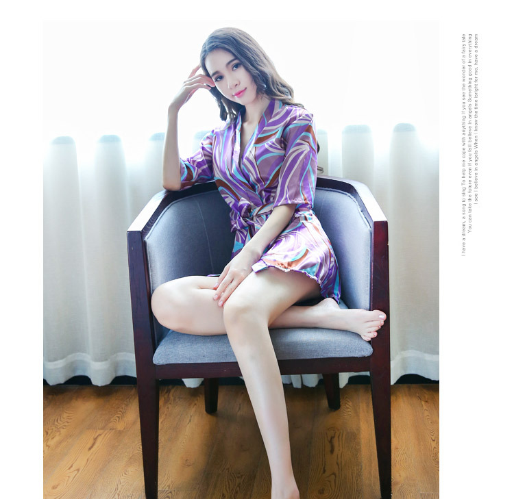 Sexy chiffon sex underwear, women's seductive large-sized pajamas, transparent printed kimono, bathrobe and bathrobe Item Picture