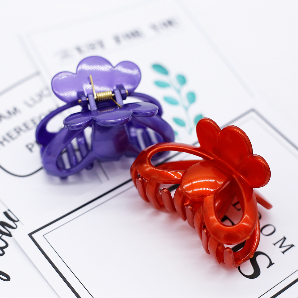 Factory Direct Sales Mixed Color Plastic Headwear Hair Grab Bath Clip Hairpin Hair Tools Top Clip Bangs Sweet Wholesale Item Picture