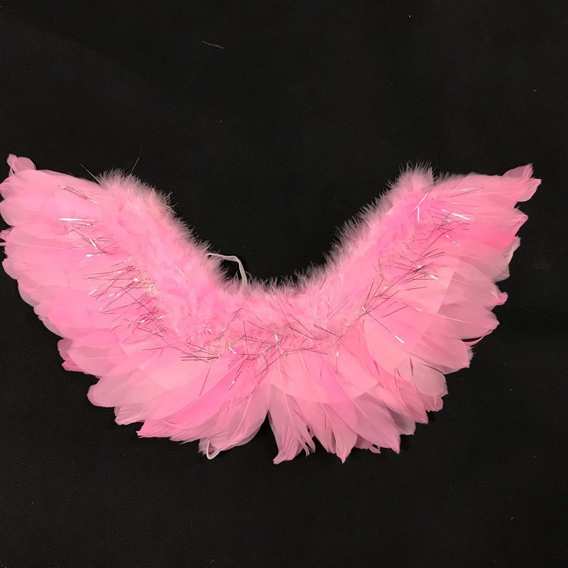 ستة أطفال، جناح الملاك، جناح الملاك، مسرح العطلات Item Picture
