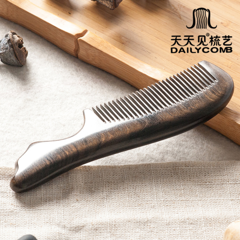 Every Day See Wood Comb Long Handle Wood Comb Sink Noble Treasure Wood Gift Comb Logo Trademark Lettering Carved Wood Comb details Picture