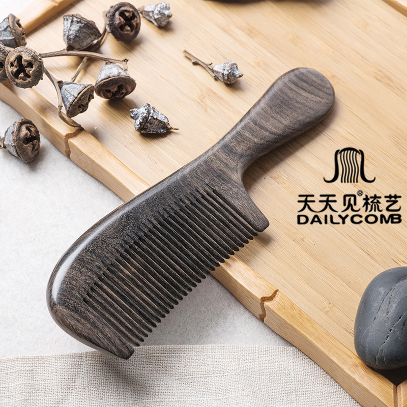 See Every Day Manufacturers Wholesale Shen Gui Treasure Wood Comb Black Gold Sandalwood Comb Fine Teeth Wide Teeth Whole Wood Comb Lettering