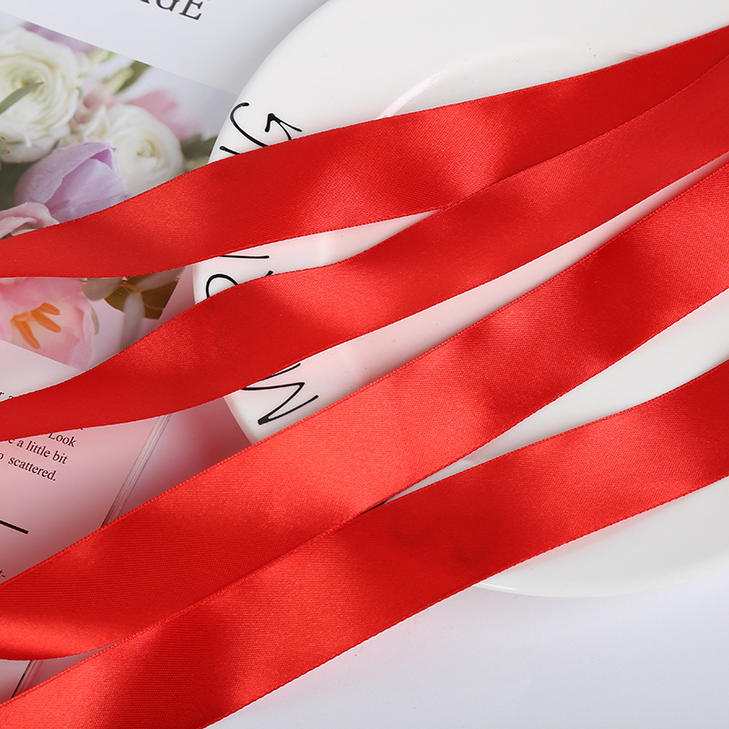 Red ribbon bow, car wedding rose, packaging gift, wide band, silk ribbon, satin ribbon, diy handmade decoration Application Scenario
