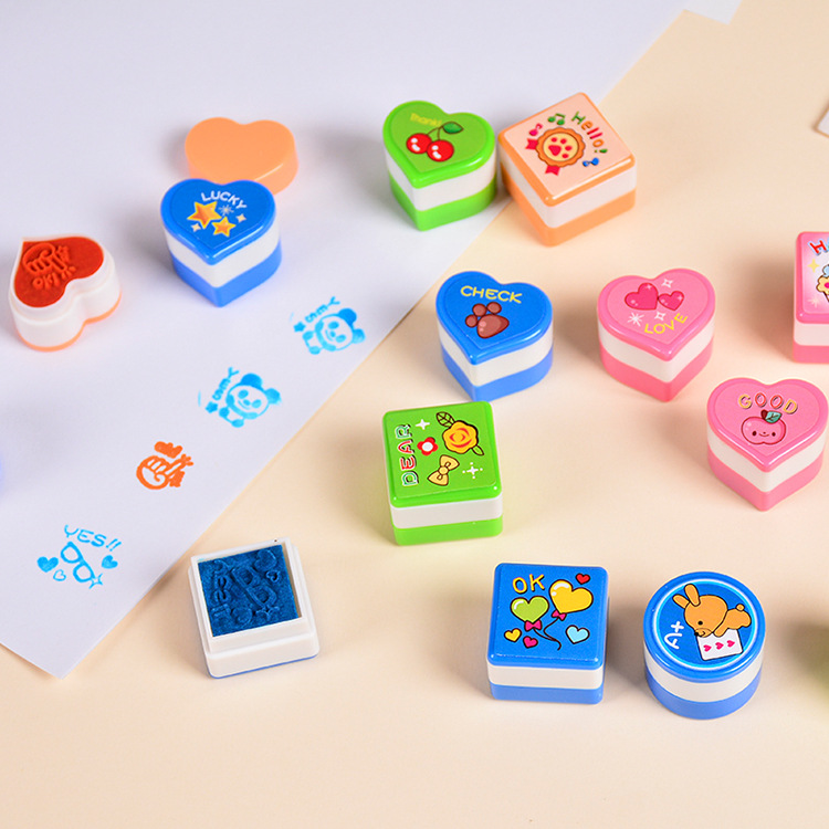 Handmade diary seal, color English teacher evaluation medal, children's finger seal, heart-shaped seal Specification image