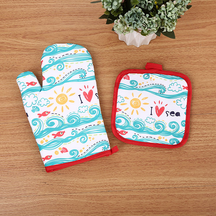 【LOVELY HOME】 Marine animal Print Microwave Gloves Thermal Mat Thermal Mat Two-piece kitchen set full figure