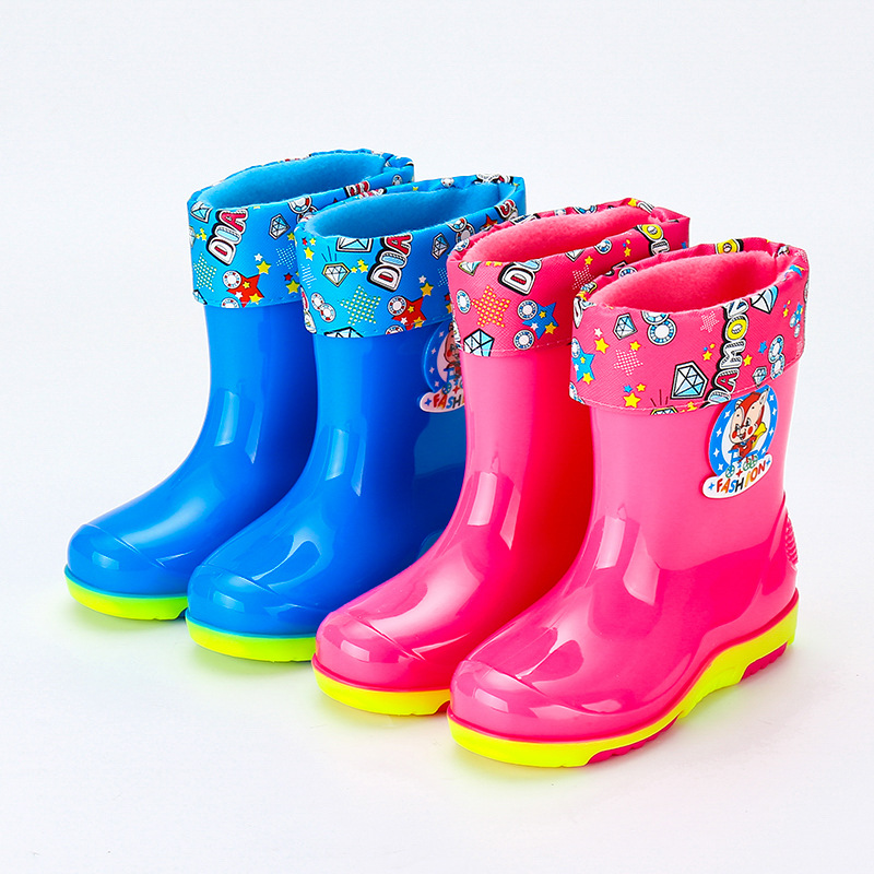 Special offer children's rain boots, cute cartoon anti-slip fleece water boots for boys and girls, thickened rubber shoes for kids, students and babies