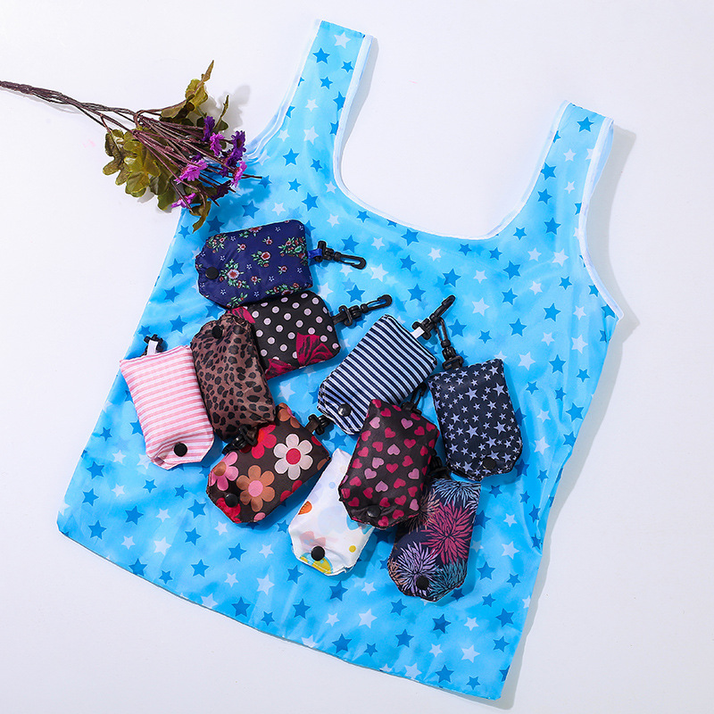 Floral fabric eco-friendly bags, single-shoulder hand-held bags, large-capacity waterproof hand-held bags with hooks for supermarkets, folding shopping bags Application Scenario