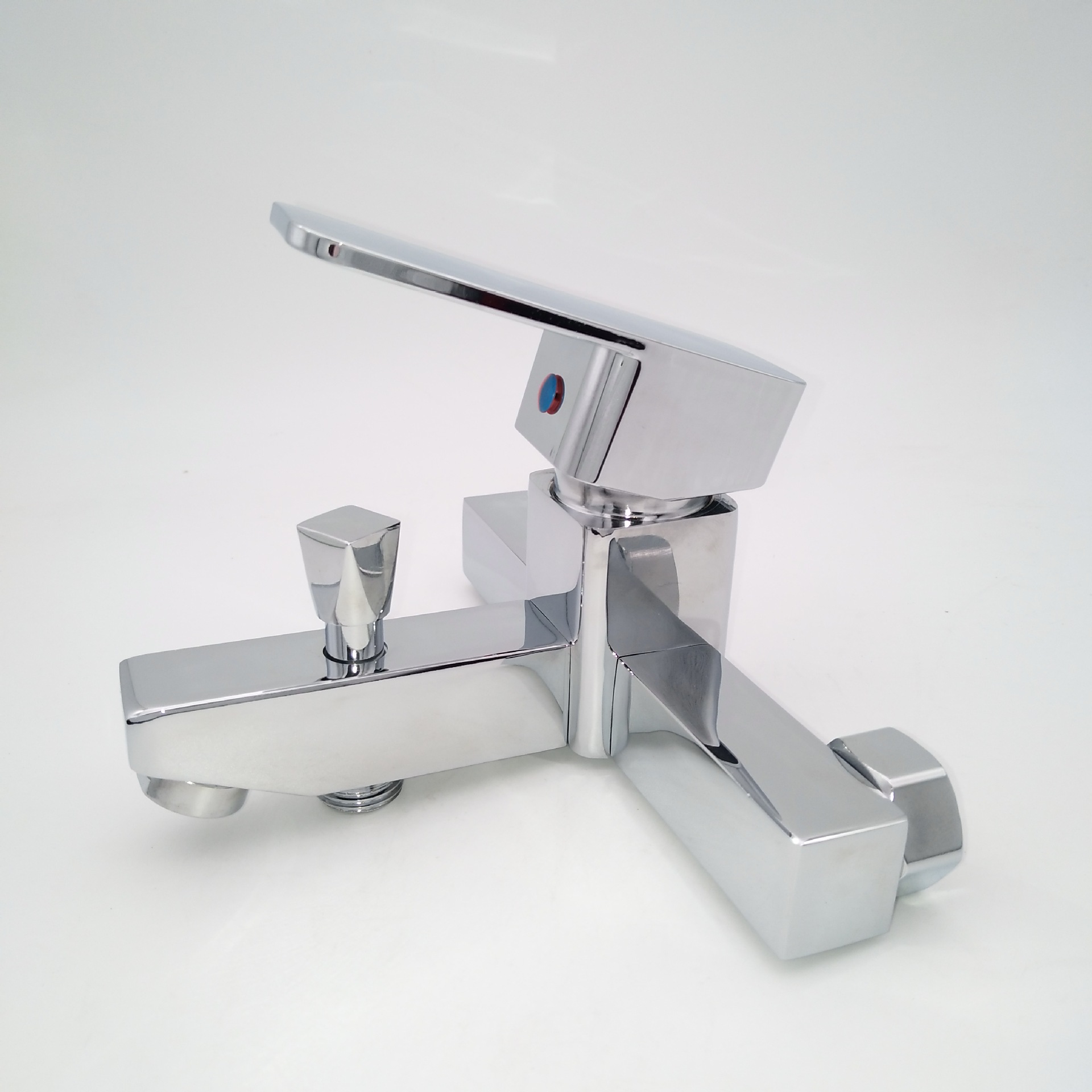 四方三联淋浴阀 锌合金冷热浴缸混水龙头 浴室暗装花洒龙头