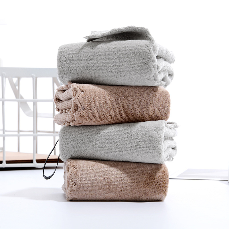 Top Ou Factory Direct Microfiber Square Towel 25*25 28G Can Be Customized Logo Super Soft Water Absorption Application Scenario