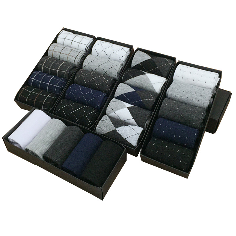 Men's sock Gift box for spring, autumn and Winter, 5 pairs of solid-colored cotton socks, business casual socks, mid-calf wazi men's sock box Item Picture