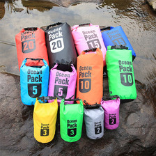 厂家直供户外漂流桶袋运动防水桶包彩色防水面料袋沙滩野营背包
