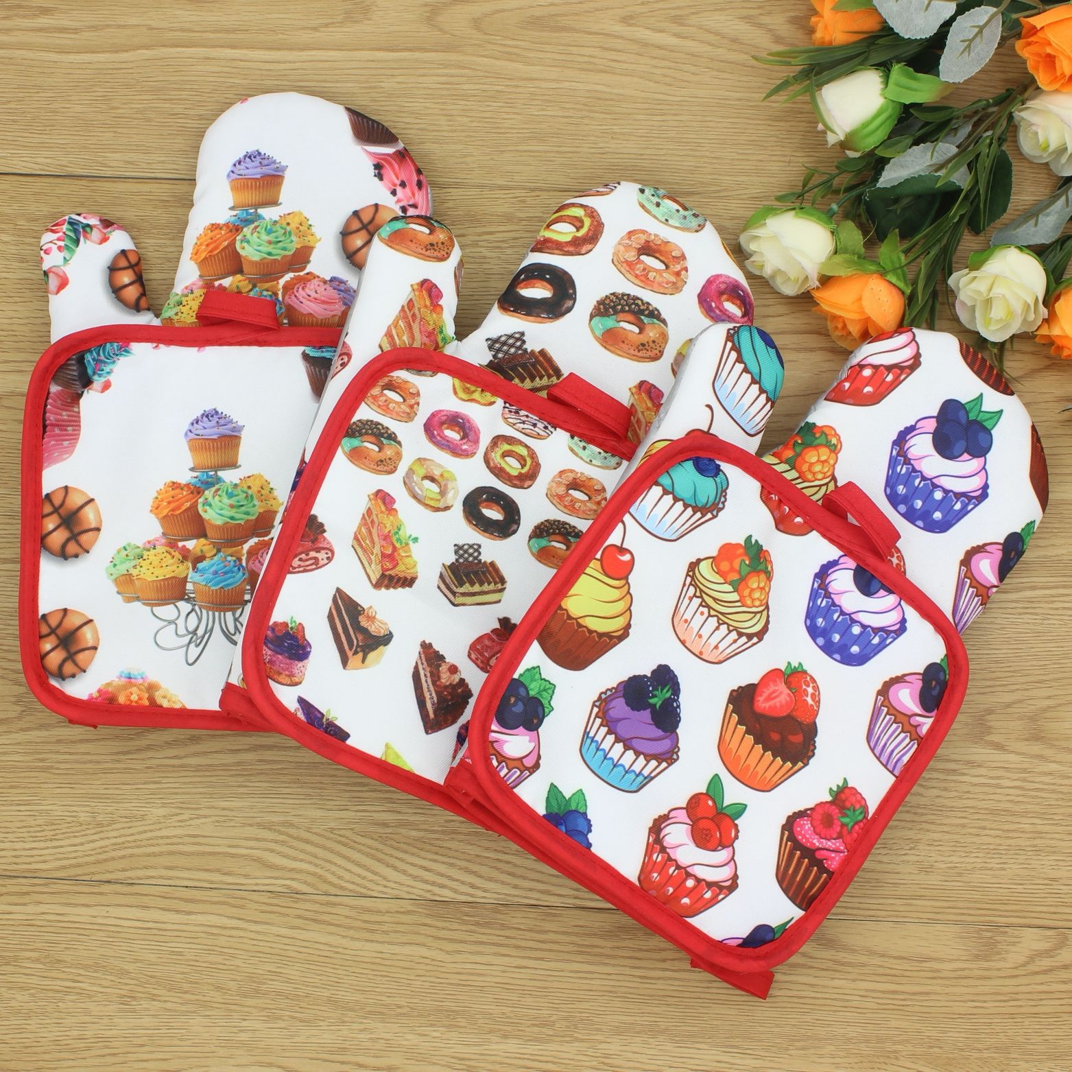 【LOVELY HOME】 Sweet piece digital printing microwave oven gloves mat 2-piece thickened anti-hot microwave oven gloves 2-piece set Specification drawing