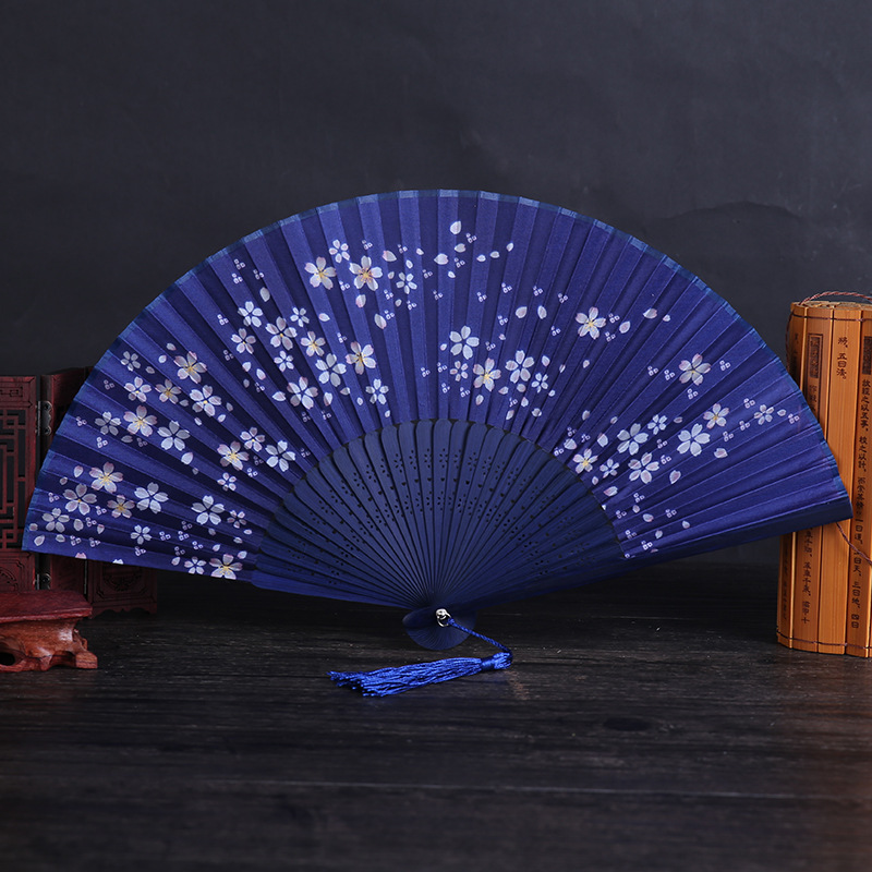 Chinese Style Gifts True Silk Bamboo Fan Japanese And Fan Butterfly Cherry Blossom Fan Dance Props Fan Direct Sales Manufacturers Application Scenario