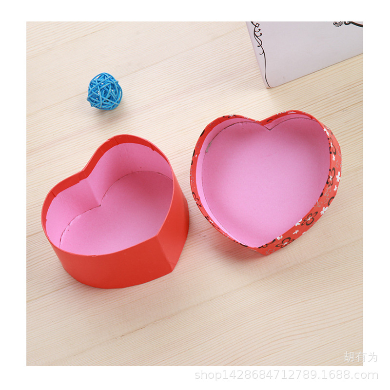 2022 New Heart-Shaped Creative Gift Box Lipstick Watch Jewelry Gift Box Wholesale Heaven And Earth Cover Packaging Box Item Picture