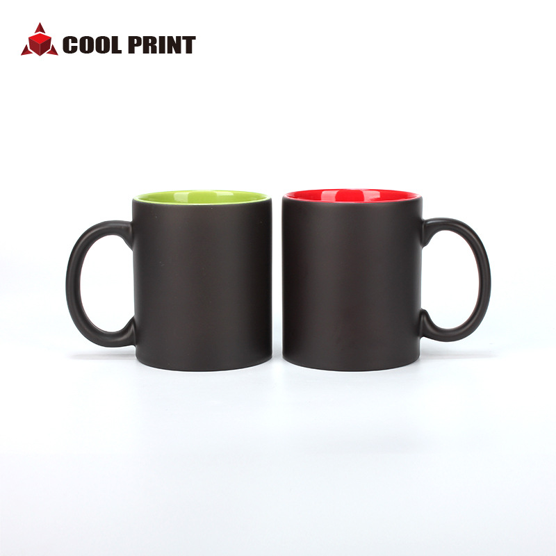 Wholesale round handle ceramic color-changing cups, heat transfer printing cups, DIY coated impression water cups, blank inner color magic cups Application Scenario