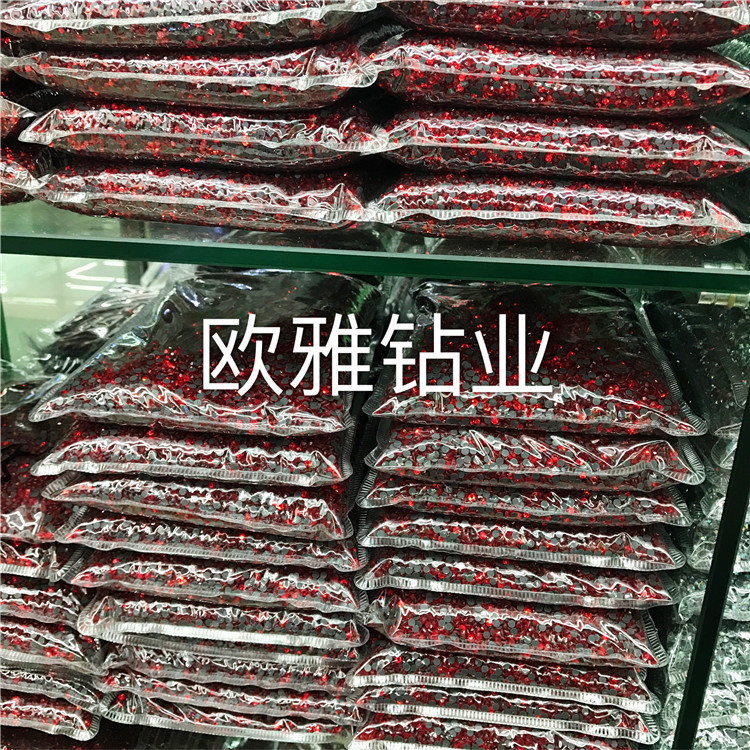 Manufacturers Clothing Accessories Middle East Drilling Materials Drilling [Light Red L.iam] Application Scenario