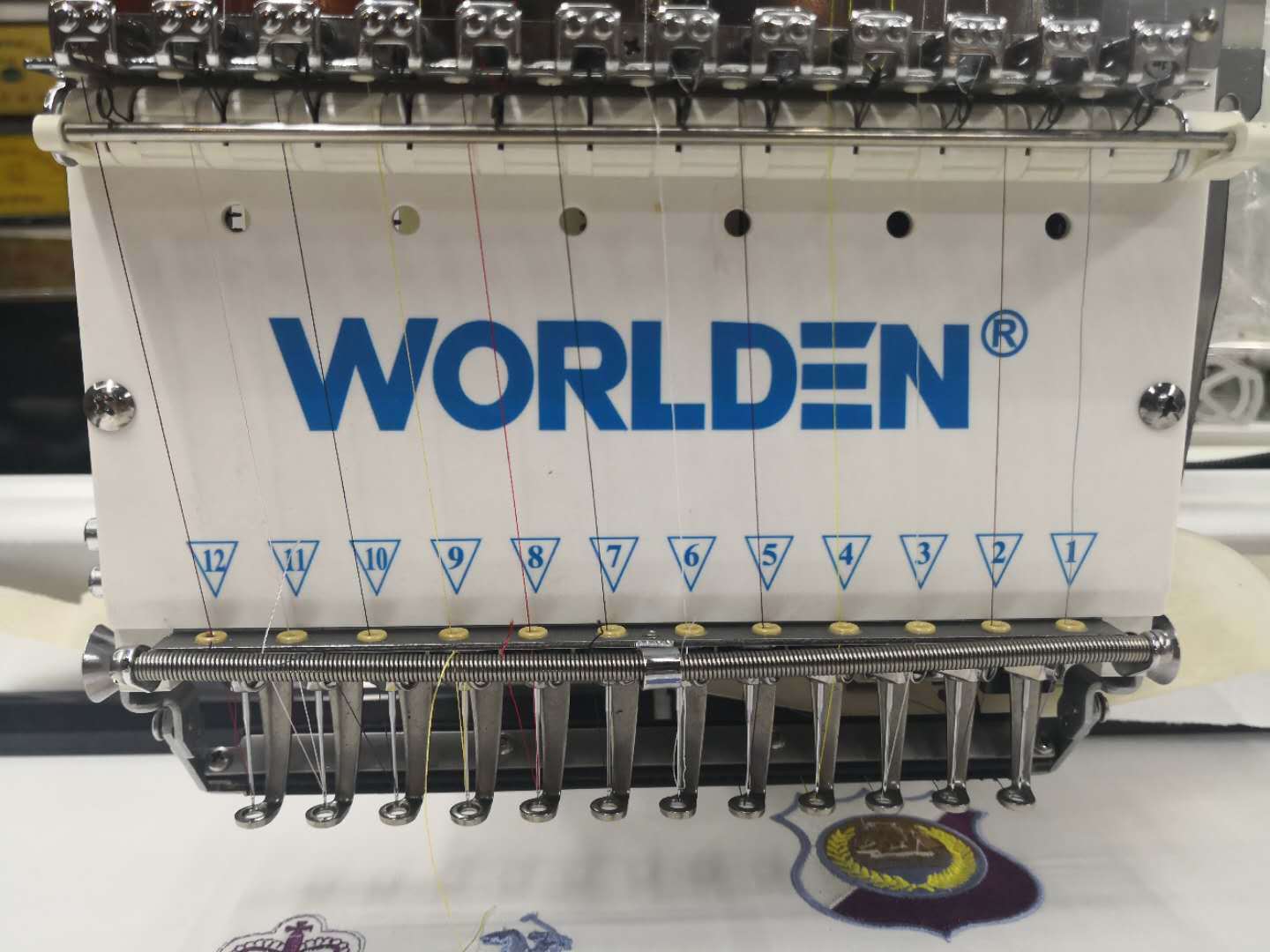Single-head computerized embroidery machine, 12-color high-speed embroidery machine, single-head hat embroidery machine, fully automatic multi-functional computerized embroidery machine Application Scenario