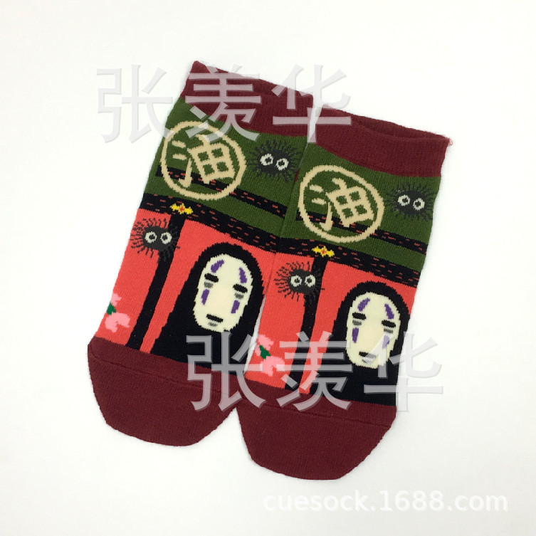 The "Spirited Away" masked men's socks, anime cartoon women's and children's straight cotton socks have been exported to Japan Specification image
