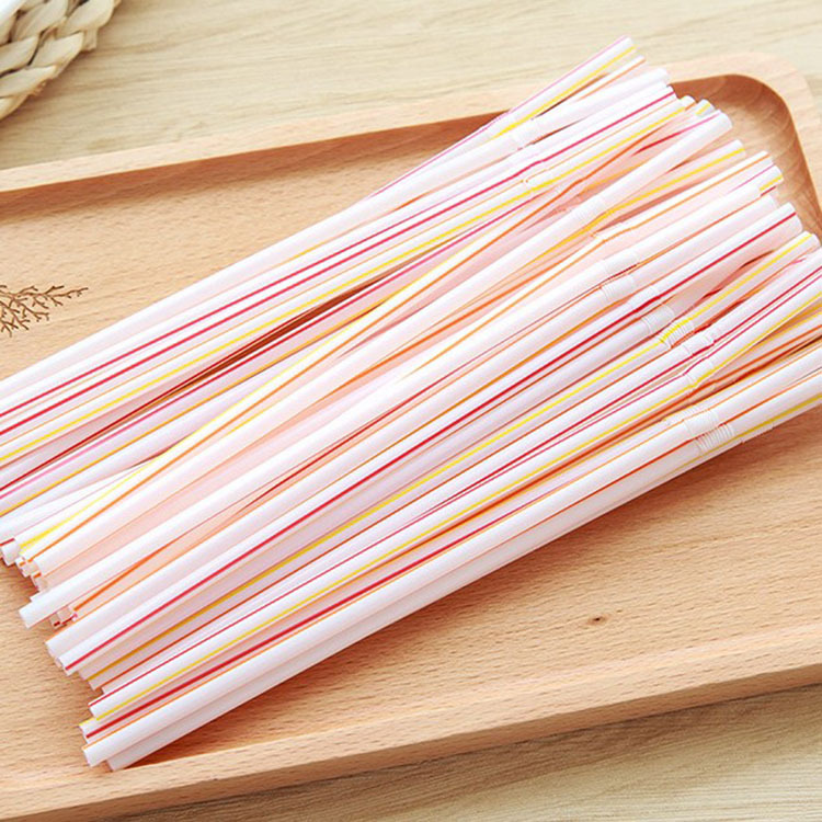 Disposable colored elbow plastic 100-piece straws that can be bent and lengthened for juice drinks, milk tea and soy milk Application Scenario